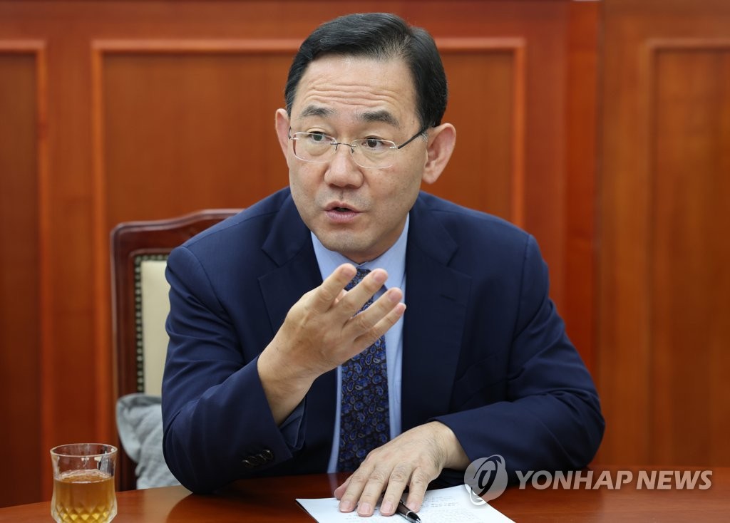 与党非常対策委トップ「納得できない」　地裁の判断に＝韓国