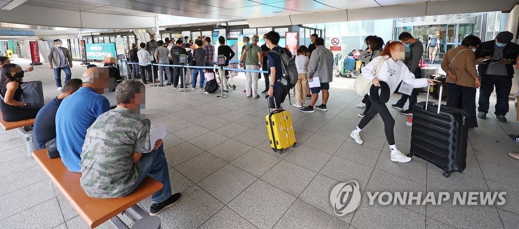 해외입국자 입국 전 코로나검사 폐지될 듯 | 연합뉴스 해외입국자 입국 전 코로나검사 폐지될 듯 | 연합뉴스