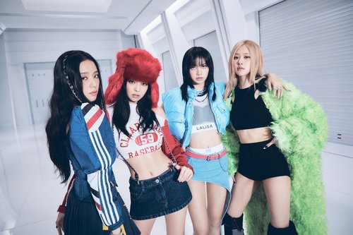 (LEAD) BLACKPINK becomes first K-pop girl group to top Billboard 200