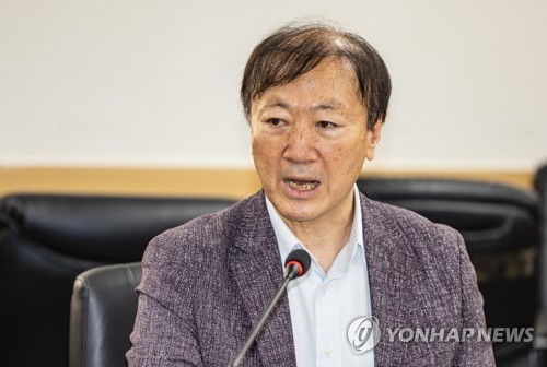 박인환 경찰제도발전위원장 "스토킹 피해자 보호 강화 노력"
