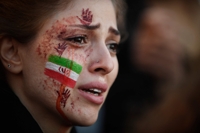 [히잡시위 한달] ① 이란에서 이런 시위는 없었다…10·20대, 여성이 주도