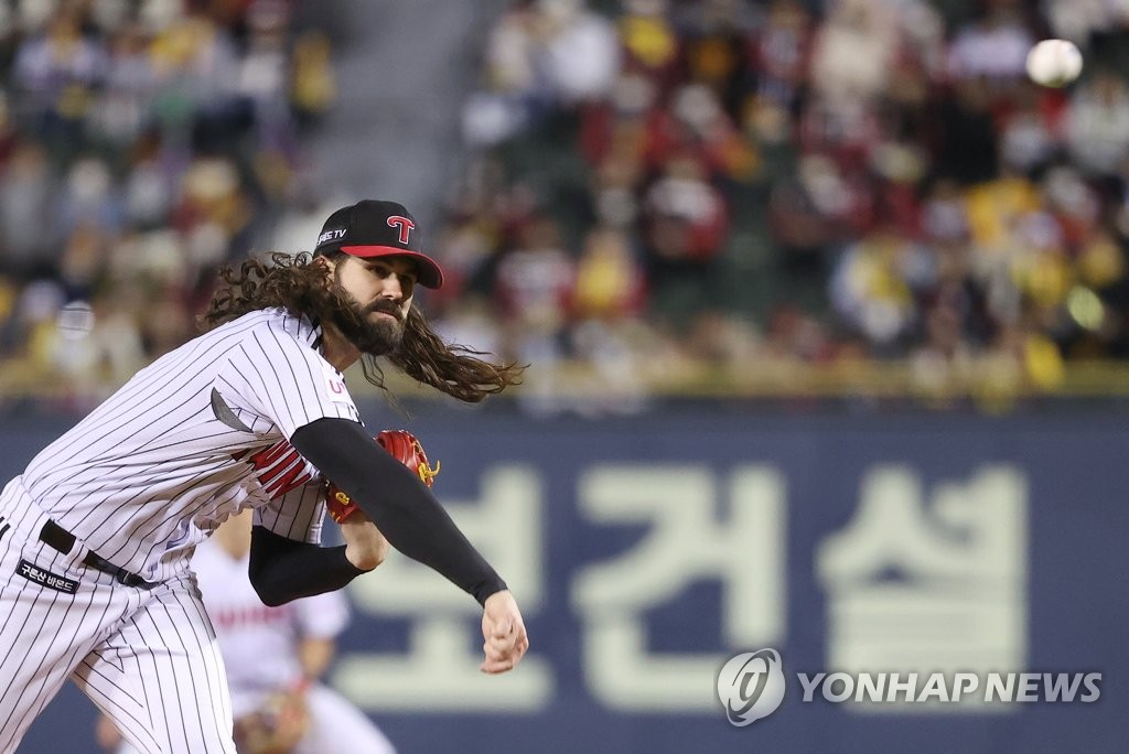 LG Twins starter Casey Kelly pitches against the Kiwoom Heroes during the top of the second inning of Game 1 of the second round in the Korea Baseball Organization postseason at Jamsil Baseball Stadium in Seoul on Oct. 24, 2022. (Yonhap)