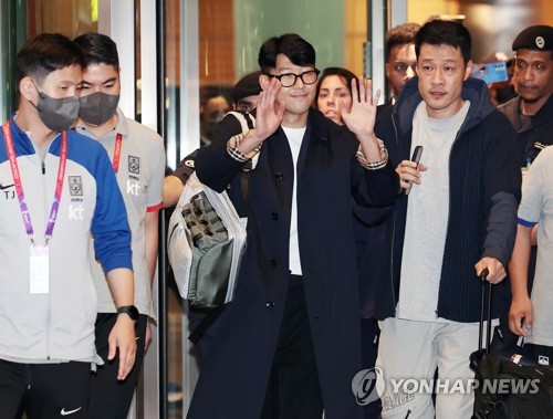 وصول اللاعب الكوري الجنوبي سون هيونغ-مين إلى قطر
