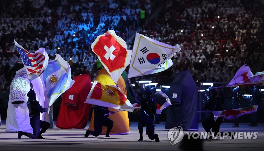 (كأس العالم) نجم "بي تي اس"جونغكوك يكشف عن أغنية جديدة لإفتتاح كأس العالم 2022 - 5