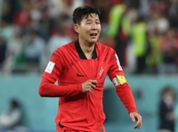 (World Cup) Tears of joy at last for emotional captain Sonny