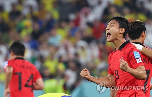 (LEAD) (World Cup) S. Korea taken to school by Brazil in crushing loss