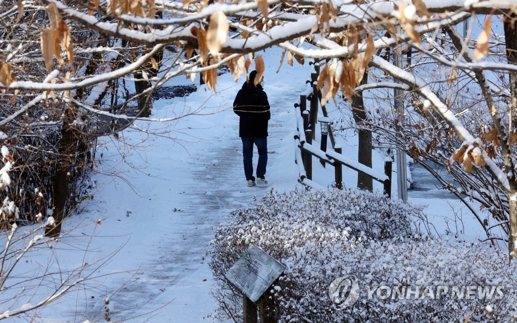 韓国首都圏などに大雪注意報　政府が対策本部を稼働