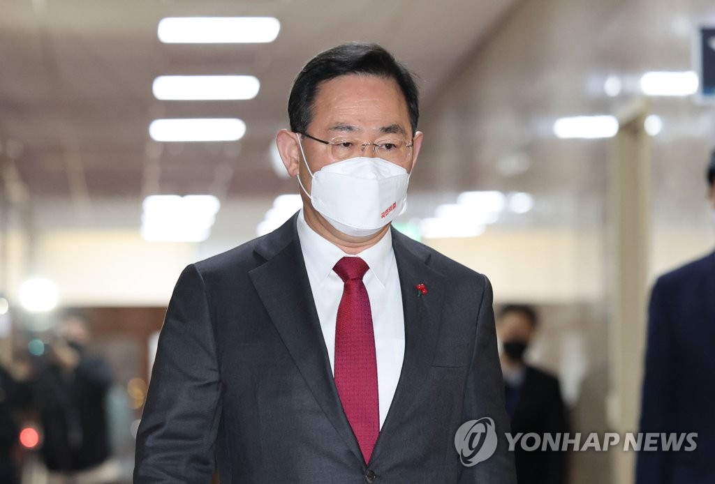 국회의장실에서 나오는 주호영 원내대표