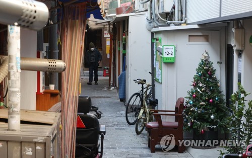 행안부 차관, 쪽방촌 찾아 폭염 취약계층 현장점검