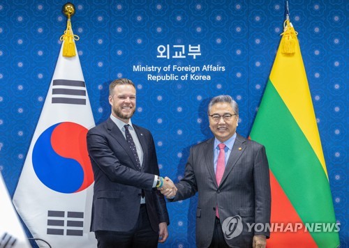 韓国・リトアニア外相が会談　両国協力拡大など議論