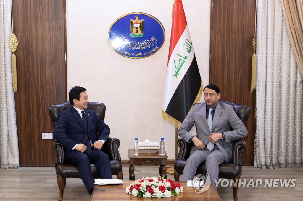 El ministro de Tierra surcoreano en Bagdad