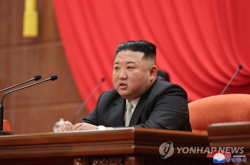 북, 핵무력정책 헌법에 명시…김정은 "반미연대 강화"