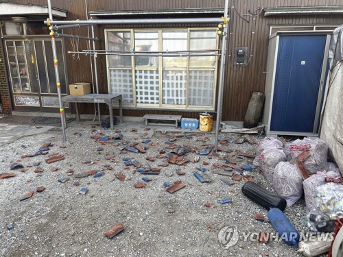 일본 지바현 앞바다서 규모 6.2 지진…"쓰나미 우려 없어"