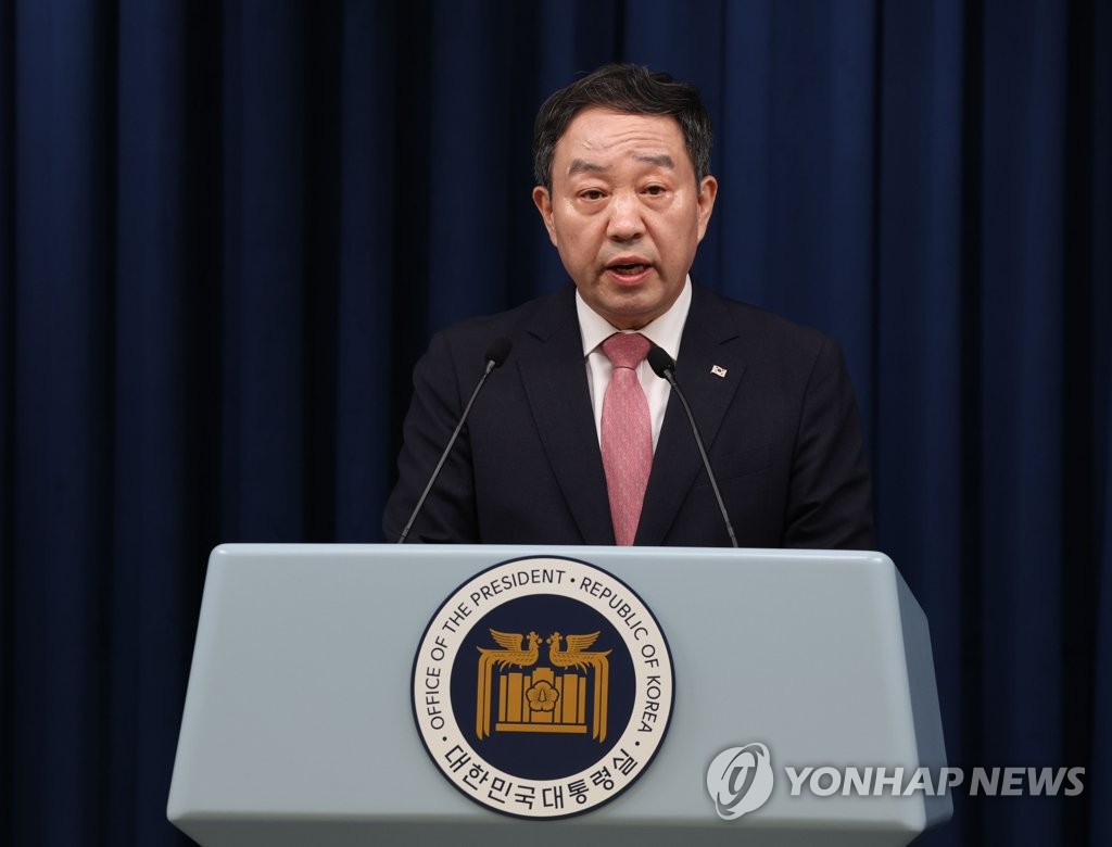 Kang Seung-kyoo, senior presidential secretary for civil society, speaks to reporters at the presidential office in Seoul on June 5, 2023. (Yonhap)