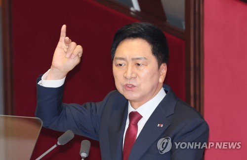 김기현 "국내 중국인 투표권 제한…건강보험 '먹튀'도 막아야"