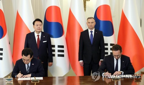 [속보] 두다 대통령 "한-폴란드 항공편 증편으로 사업·관광 확대"