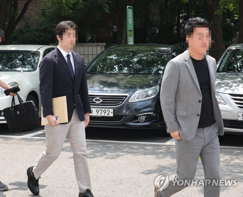 검찰 '미술품 조각투자' 피카코인 대표 2명 구속