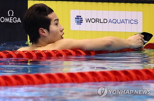 '0.02초 차' 황선우, 자유형 100ｍ 결승 진출 실패…준결승 9위