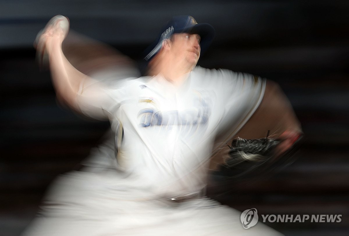 KBO 대기록 도전 NC 페디 호투