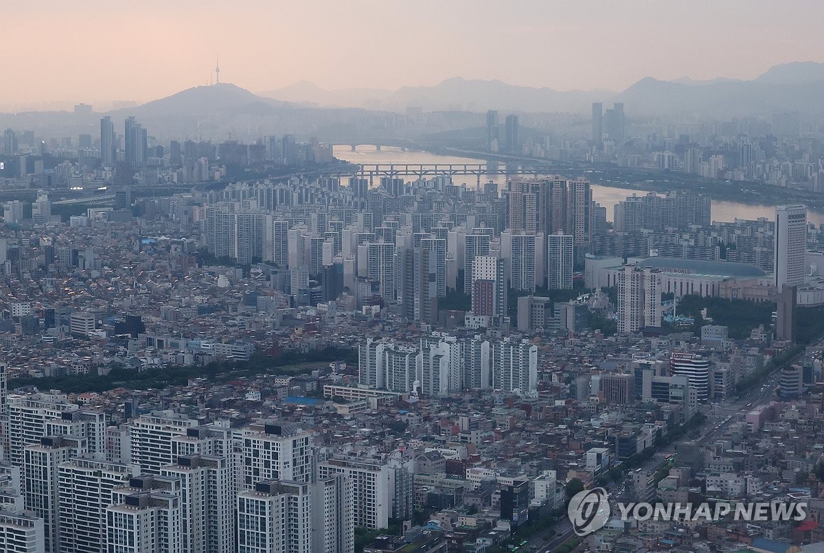 서울 강남구, 송파구 등 서울 시내 아파트 단지의 모습