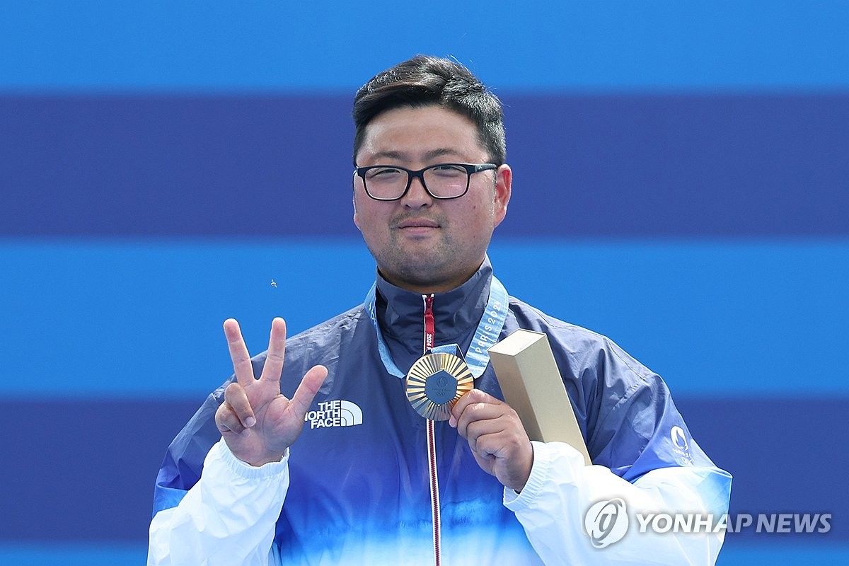 [올림픽] 한국양궁 '싹쓸이' 확정한 김우진 결승, 시청률 18%