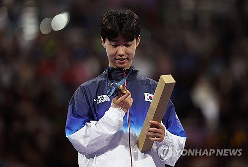  '금빛 발차기' 완성한 박태준의 한 마디 "꿈 아니죠?"