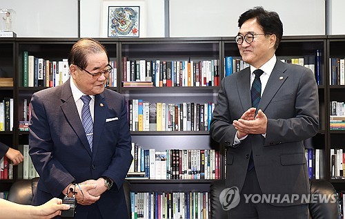 광복회장, 8·15경축식 참석요청에 "독립기념관장 인사 철회하라"