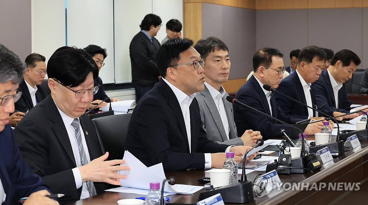 김병환 금융위원장 긴급 소집! 금융시장 안정을 위한 비상 대책 논의