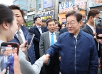 李 "공평한 선거운동 보장해야"…대법관 탄핵검토엔 "당 판단 존중"