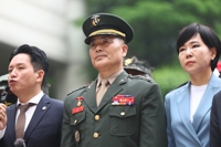 '채상병 외압' 폭로 박정훈 대령, 오후 특검 참고인조사…尹겨냥