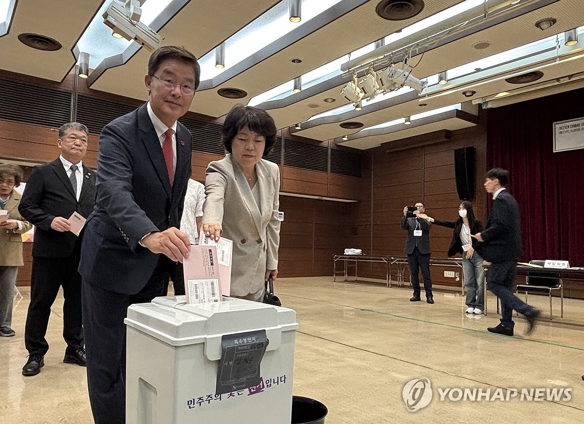 駐日韓国大使も大統領選に投票