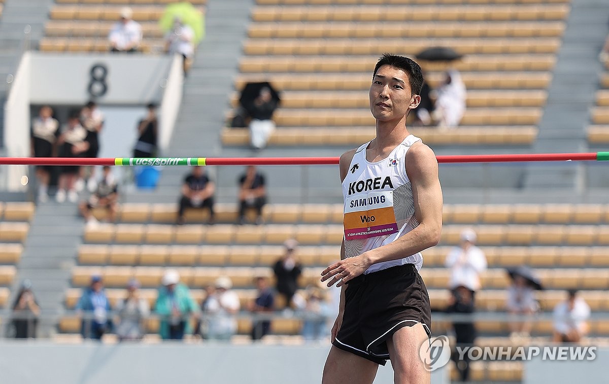 높이뛰기 우상혁, 한 번의 점프로 결선행…100ｍ 나마디 준결선(종합)