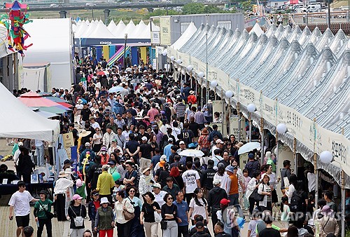 유네스코 등재 20주년 강릉단오제 폐막…90만명 찾아 성황