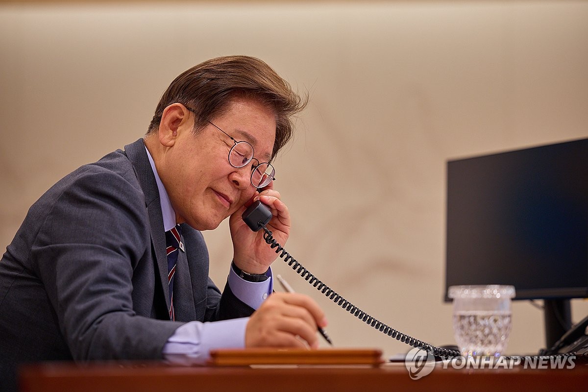 "국민 10명 중 7명, 李대통령 직무수행 잘할 것"[한국갤럽](종합)
