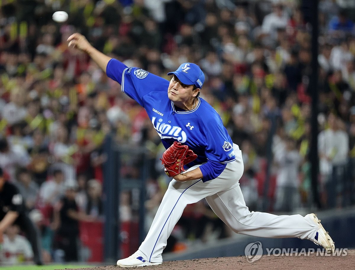 김태훈, 6시즌 연속 10홀드 달성 투구