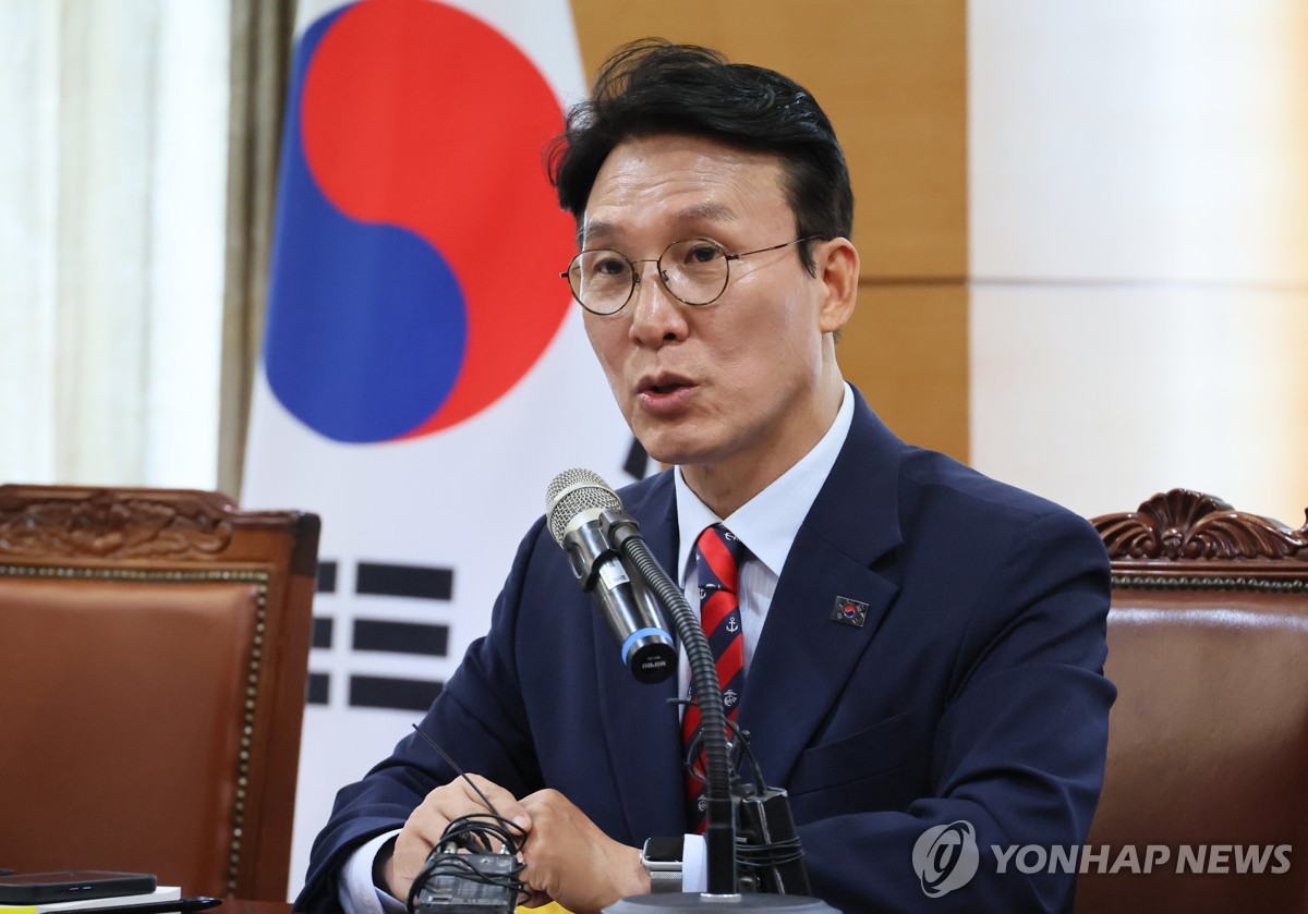 물가간담회 연 김민석…"식품·외식가 정보 공개 범위 고민 필요"(종합)