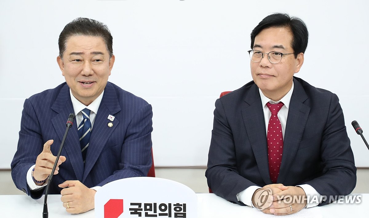 [속보] 대통령실 "여야 당연히 만나야…시기 조율될 것"
