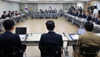 "尹정권 나팔수" 방통위 국정위 보고 질타로 시작했다 중단(종합)