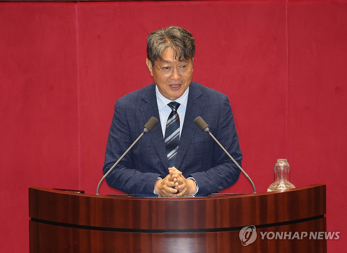 [프로필] 이춘석 법사위원장…국회 요직 거친 변호사 출신 4선