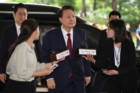 (6th LD) Special counsel team wraps up questioning of ex-President Yoon; plans to summon him again