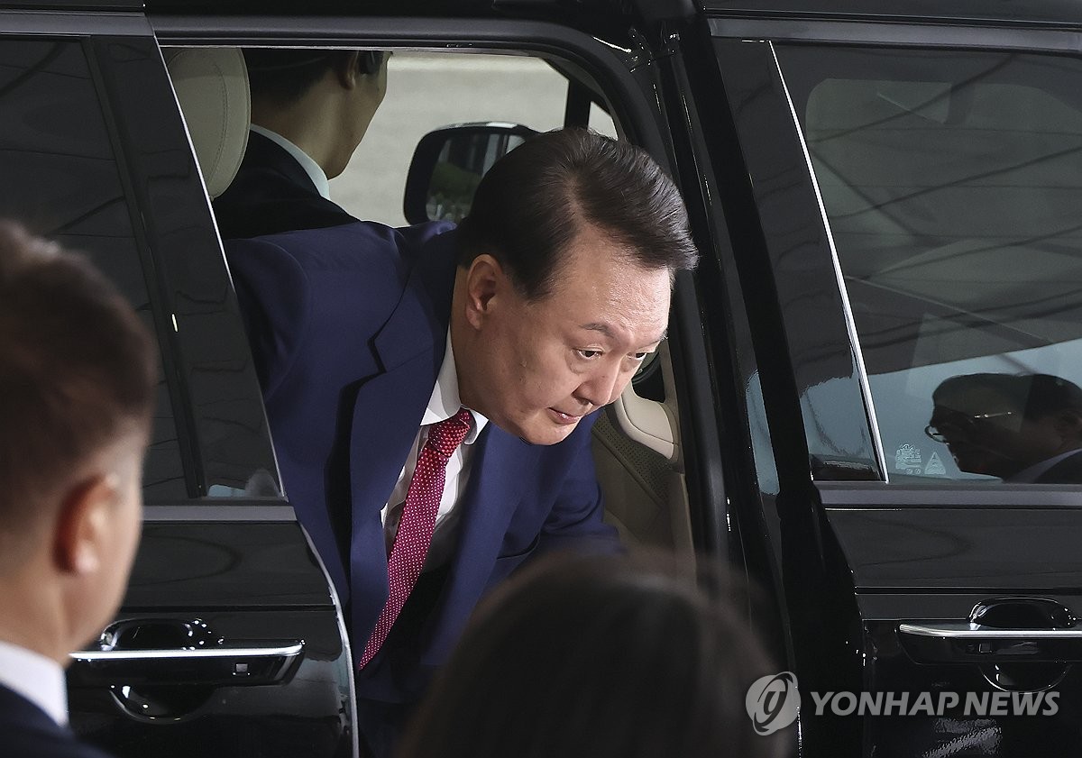 내란특검 "尹구속영장 유출 변호인 누구인지 특정…확인할 것"