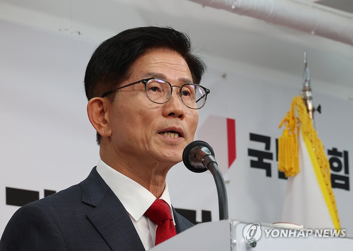 국힘 당권경쟁 탄핵찬반 주자 대결 구도…인적쇄신·전한길 대치