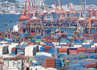 S. Korea's exports hit record high in Q3 on semiconductors, automobiles: ministry