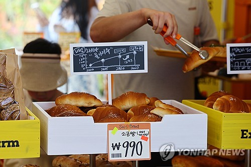 '빵플레이션' 베이글 3년새 44% 뛰어…샌드위치·소금빵 30%대↑