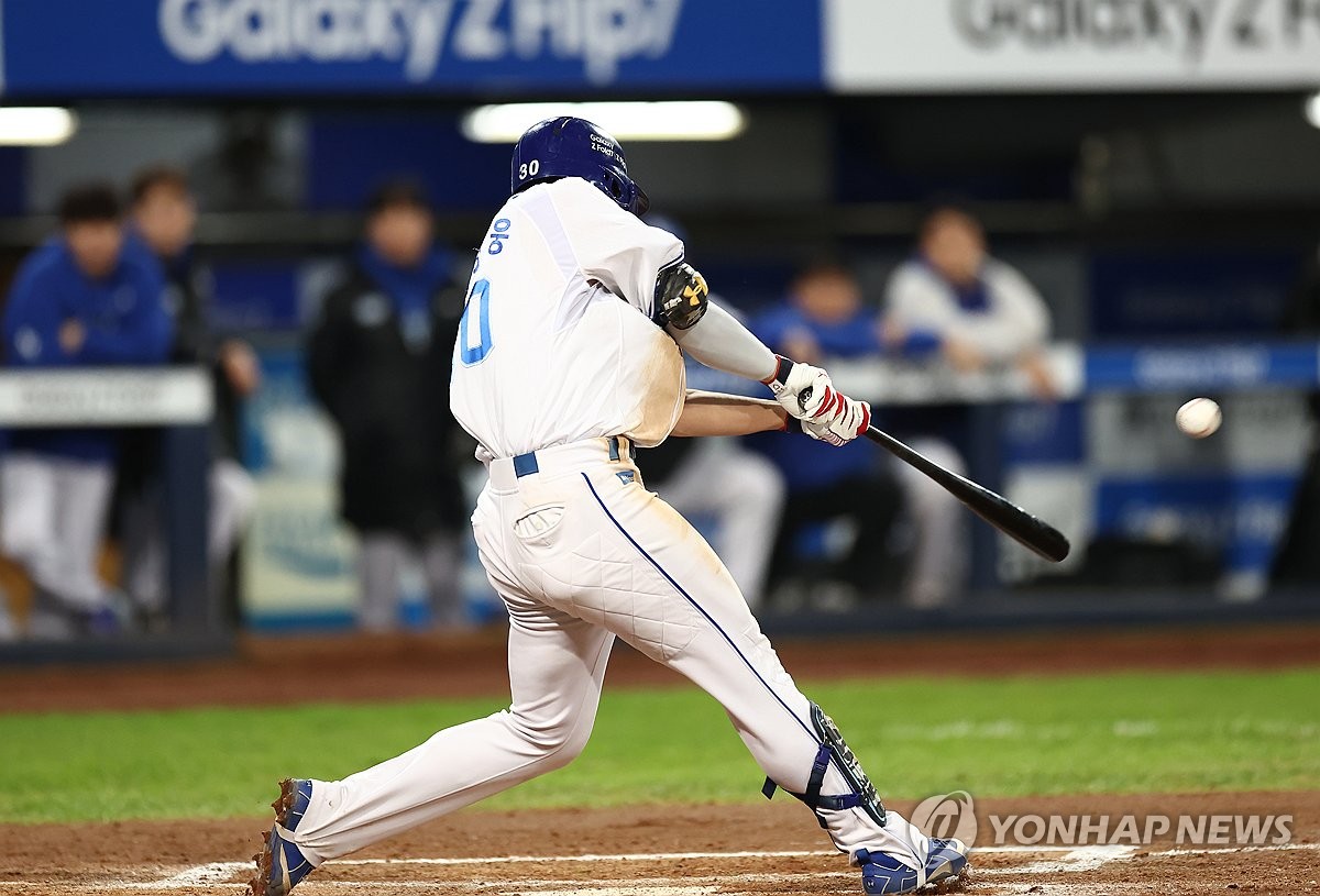 연타석 스리런으로 '영웅' 된 김영웅 김서현 직구 예상했다 (종합2보)
