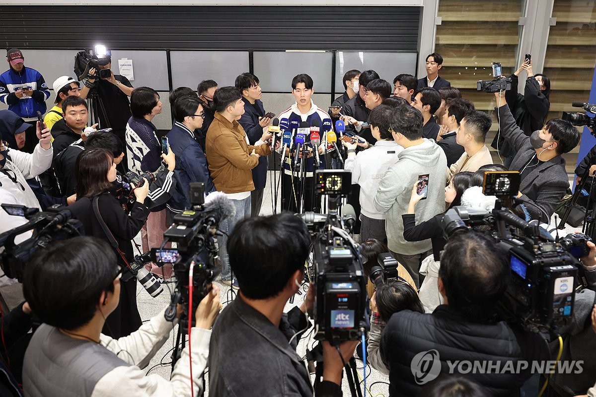 '월드시리즈 우승' 다저스 김혜성 취재 열기