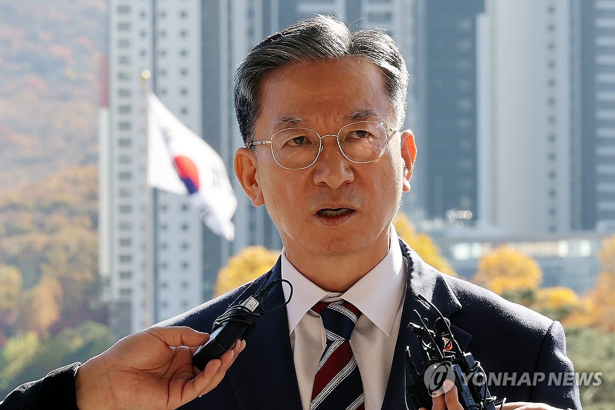 대장동 '항소 포기' 관련 입장 밝히는 정성호 장관