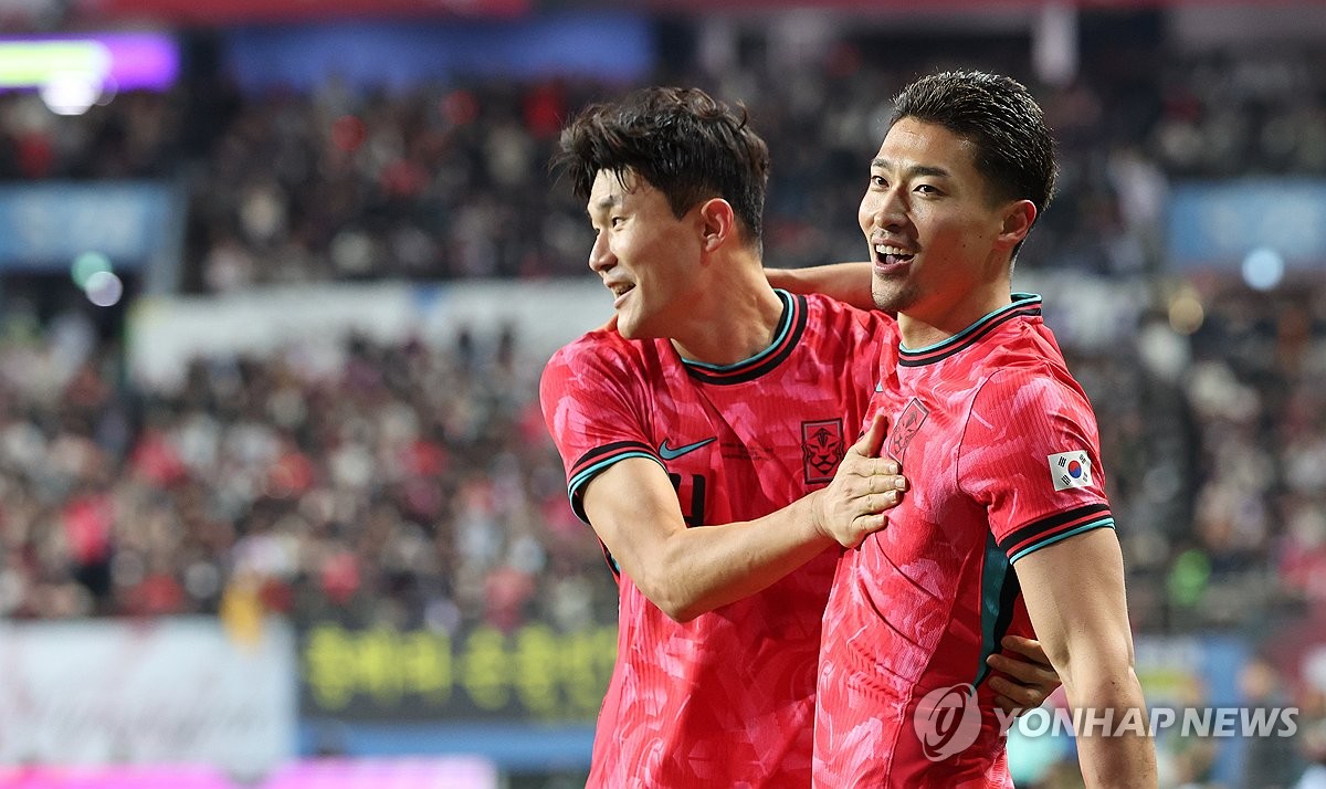 조규성, '민재와 함께 기쁨을'