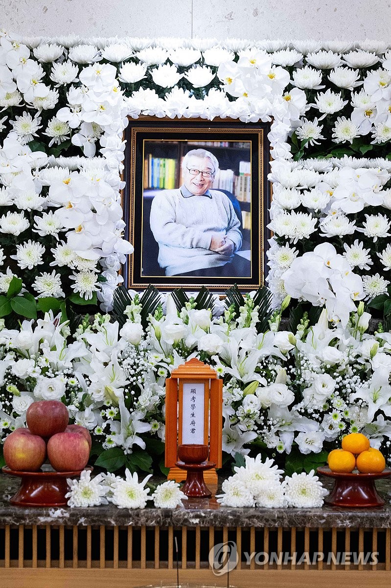 "'오케이, 컷' 소리에 일어나셨으면"…이순재 마지막 눈물의 배웅(종합)