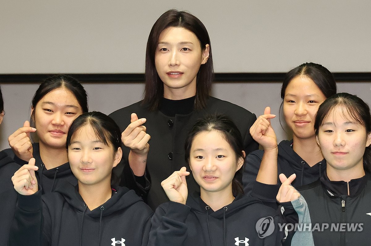 김연경, MBN 여성스포츠대상 최고 영예…최우수선수는 김길리